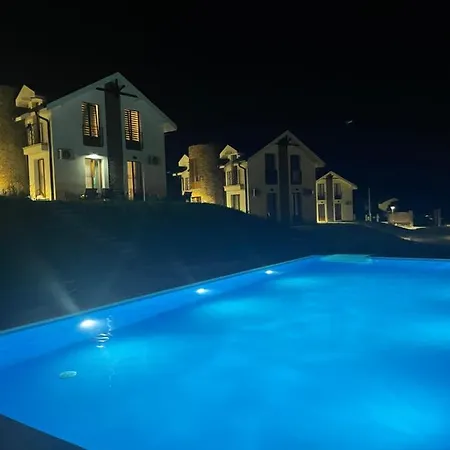 Villa Royal King
